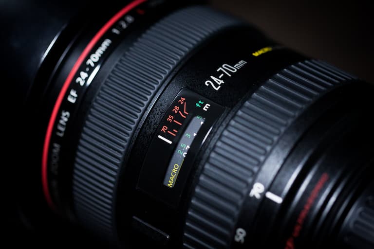 Standard Zoom Lens 24 70mm 1